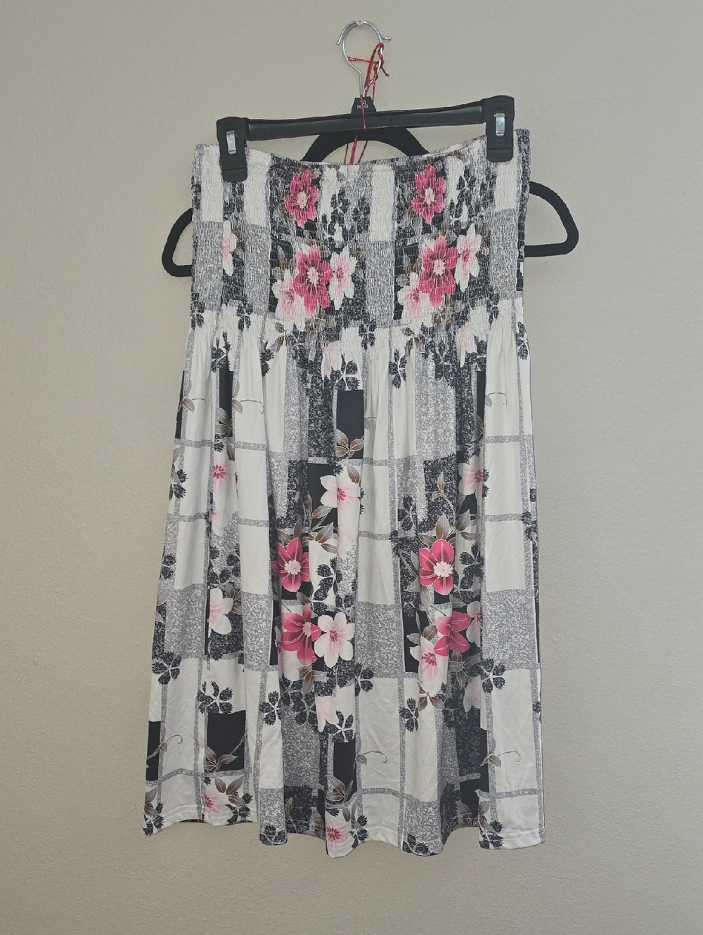 Smocked Floral Midi Skirt in White and Pink